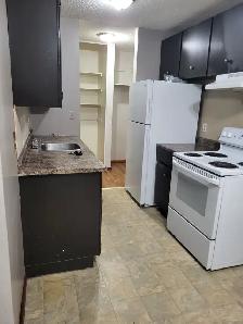 2 bedroom apartment in Brooks - Photo 6