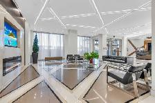 ROOM AVAILABLE AT HURONTARIO/EGLINTON. CALL 6474440553 - Photo 8