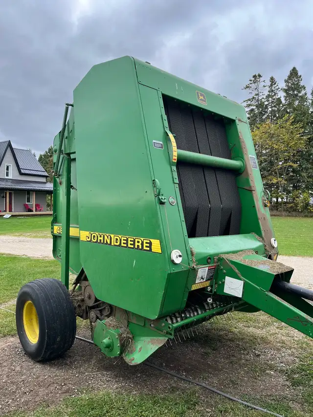 1998 JD 466 Round Baler