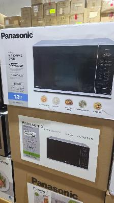 MICROWAVE OVEN PANASONIC 1.3CUFTWHITE