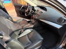 2013 Mazda 3 SkyactiveLeather/ Sunroof - Photo 10