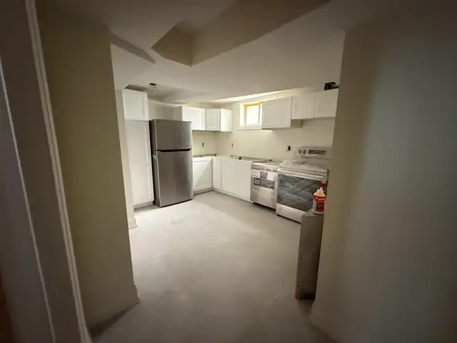 Newly renovated, centrally located 1 bedroom apartment