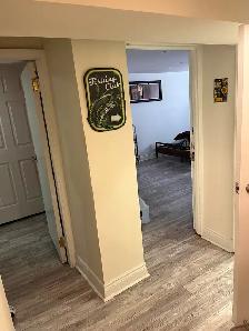 Annex Beautiful Basement Apartment by Bathurst subway - Photo 9