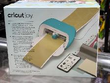 Cricut Joy Compact Cutting Machine - Photo 3
