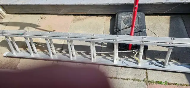 Aluminum Extension Ladder