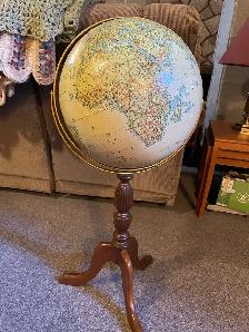 World Globe, National Geographic - Photo 2