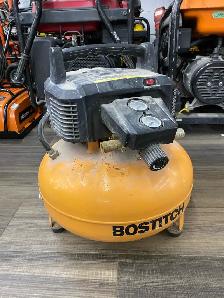 Bostitch 150 PSI 6 Gallon Compressor