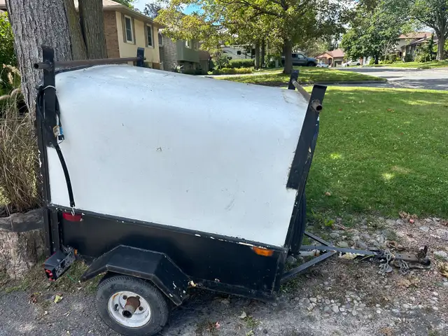 trailer / compact metal