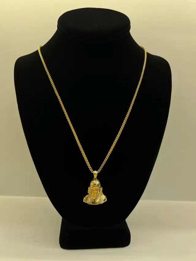 10k Yellow Gold Chain & Pendant