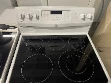 Cuisinière blanche vitrocéramique Kenmore - Photo 2