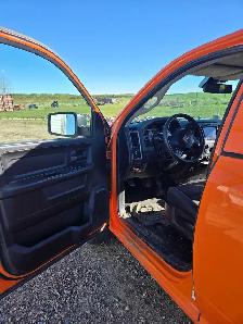 Needs engine or engine work PENDING - Photo 10