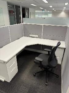 Teknion Leverage Cubicles - Like New Condition