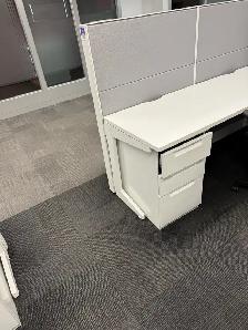 Teknion Leverage Cubicles - Like New Condition - Photo 3