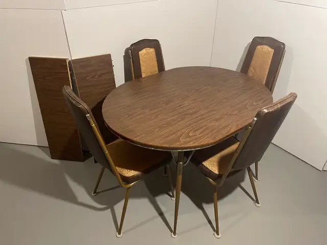 Kitchen table and chairs