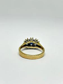 14k three stone Sapphire Diamond Ring - Photo 3