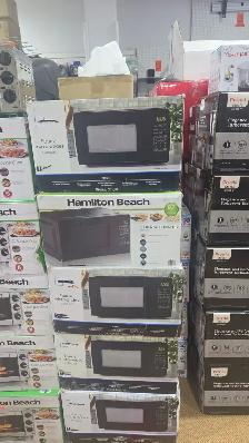 MAINSTAYS COMPACT 0.7 CUFT MICROWAVE OVEN BLACK COLOR - Photo 2