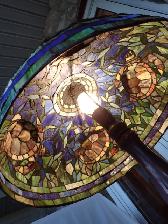 Tiffany Style Stained Glass Lamp - Photo 8