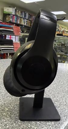 Beats Studio 3 Headphones with Case - Photo 3