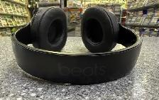 Beats Studio 3 Headphones with Case - Photo 4