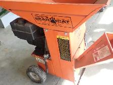 Wood Chipper - Briggs & Stratton Crary Bear Cat - 8 HP