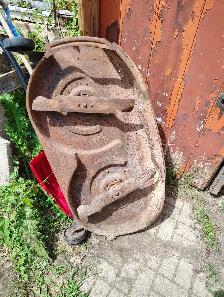Older 38 inch MTD mower deck, excellent cond - Photo 2
