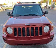 2010 Jeep Patriot 4x4, Manual Transmission Safetied - Photo 2