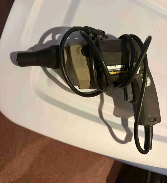 Drywall screwgun