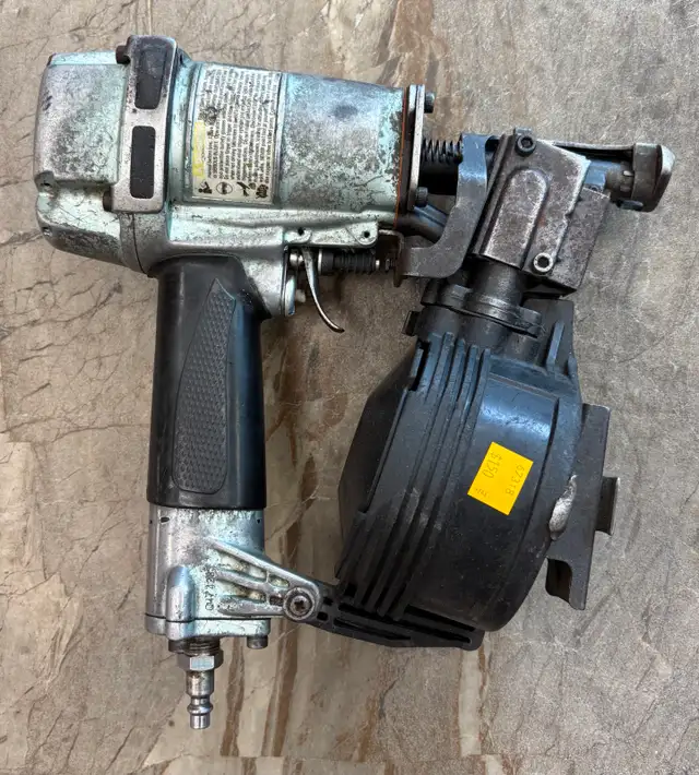 Hatachi Roofing Air Nailer (Model: NV45AB2 ) x2 Available