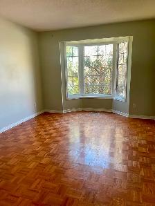 5 Bedroom Home in Belleville $2950 - Photo 3