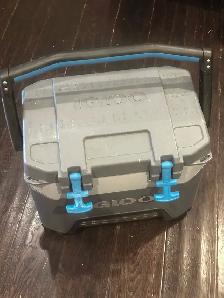 IGLOO Cooler - Photo 2