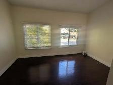 One (1) private bedroom for rent in high park area - Photo 3