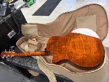Eastman Electric Accoustic Guitar - Photo 2