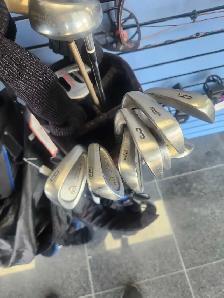 Titeist Golf Set