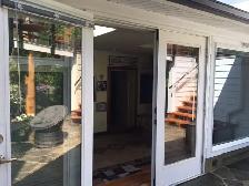 NOV. 1ST. BATCHELOR SUITE $1550 GONZALES/OAK BAY AREA.