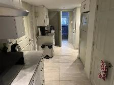 NOV. 1ST. BATCHELOR SUITE $1550 GONZALES/OAK BAY AREA. - Photo 3