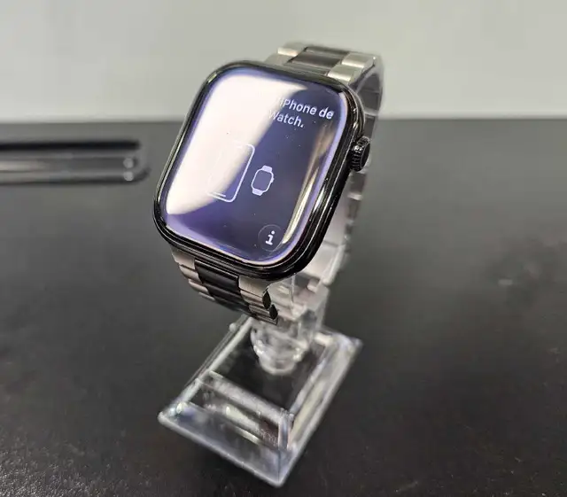 Apple Watch Series 11 46mm 100% Battery