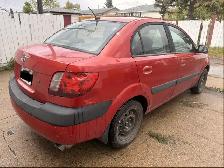 2009 Kia Rio manual  $1250 - Photo 5