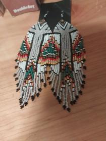 Earrings That Make a Statement - Photo 7