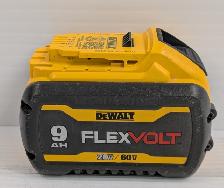 (B4672) DEWALT 20V/60V MAX FLEXVOLT Lithium-Ion Battery DCB609