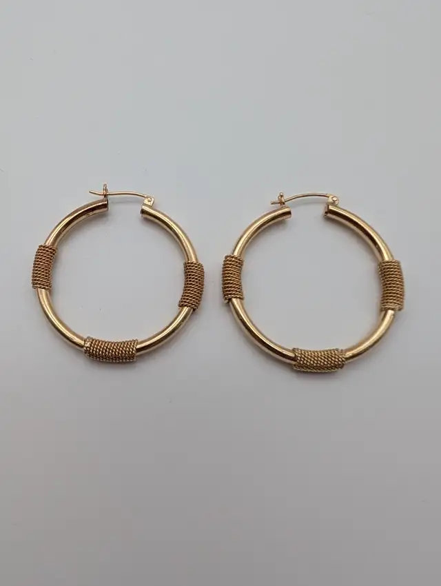 (B2384) Earrings 10 kt 7.20 grams