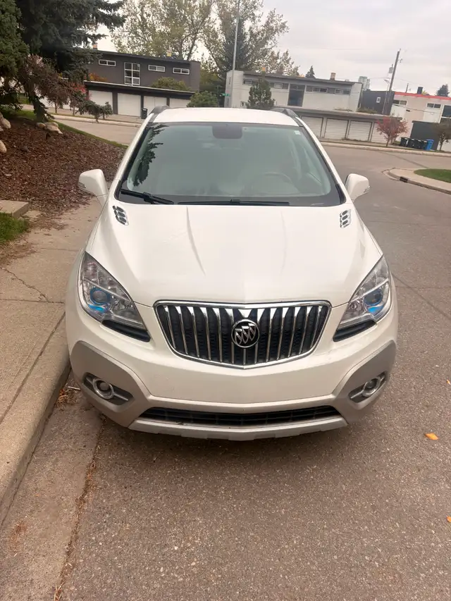 2015 White Buick Encore