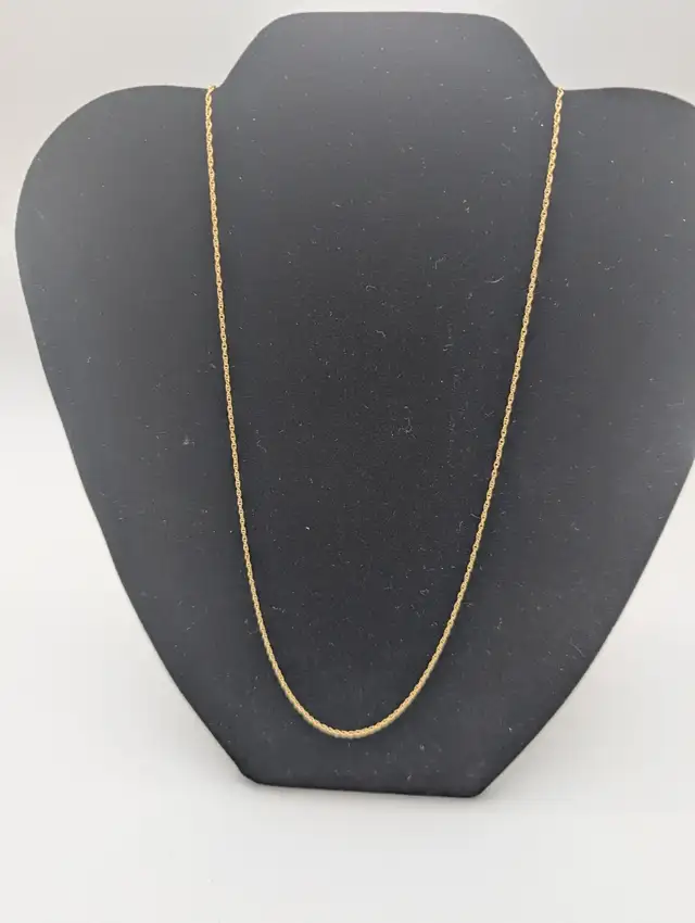 (B2385) Necklace 14 kt 2.50 grams 23'