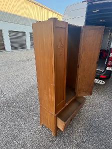 Free delivery antique Vintage Wooden Armoire with Mirror - Photo 10