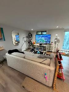 Avenue/Bloor 1 bedroom lower level with shared yard - Photo 7