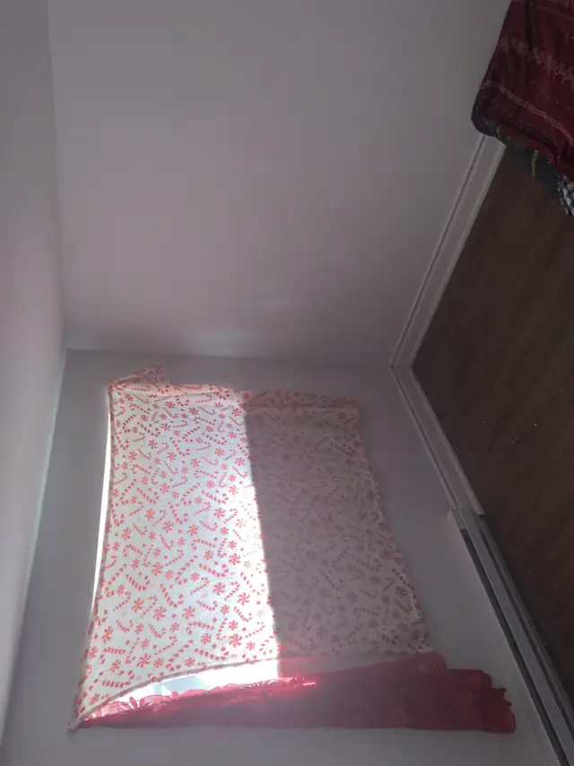 $800/month room for rent. Cliffside neighbourhood, Scarborough