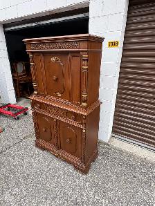 Free delivery antique Vintage Wooden Hutch Cabinet - Photo 8