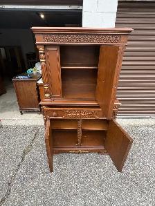 Free delivery antique Vintage Wooden Hutch Cabinet - Photo 9