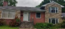 Room Near KMRA Masjid – $700/Month – Utilities, Wi-Fi & Parking