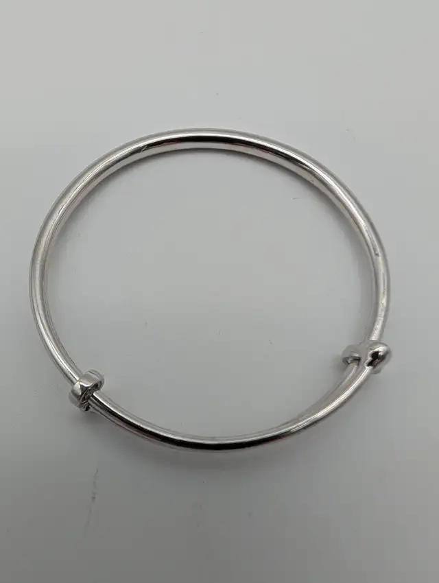 (B2276) Bracelet Platinum 9 grams 5 3/4'