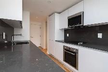 renovated two bedroom, eglinton and dvp - ID 4757 - Photo 3